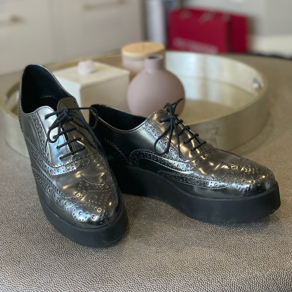 Size 39 Gunmetal Wedge Heel Lace-Up Loafers